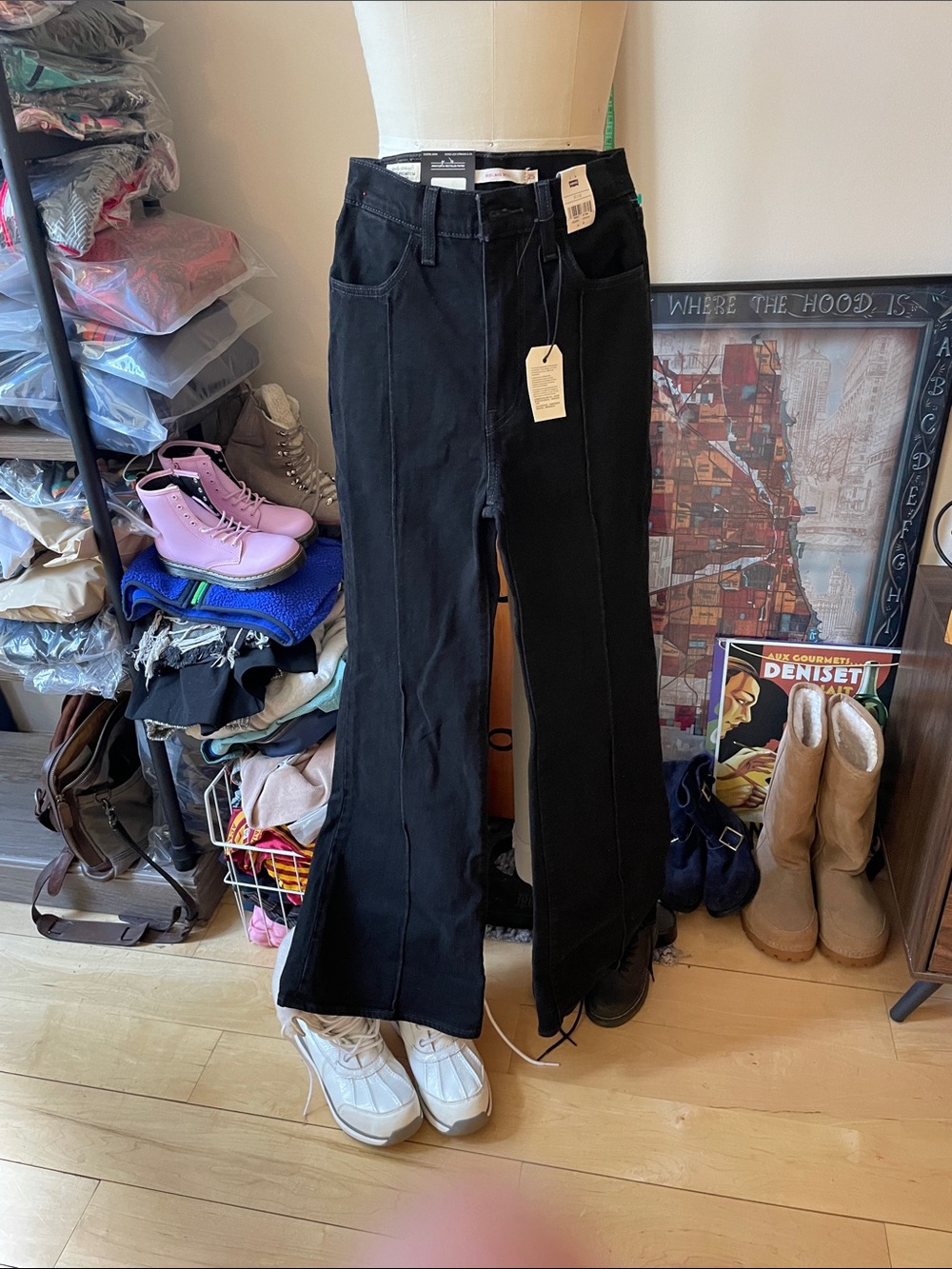 Levi's  flash $74